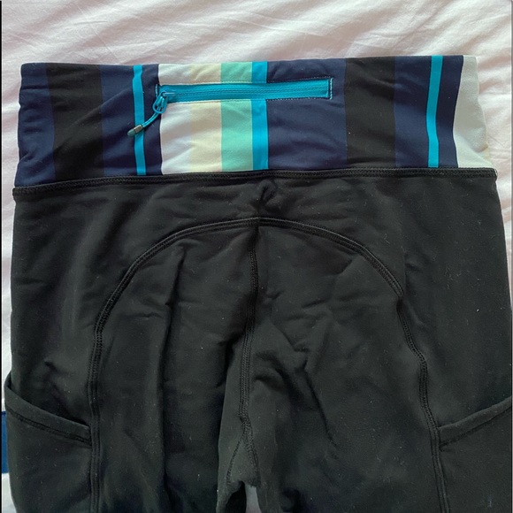 Lululemon leggings with Fun Waistband - Picture 4 of 5